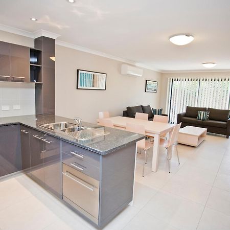 Stonewood Villas Chinchilla Bagian luar foto