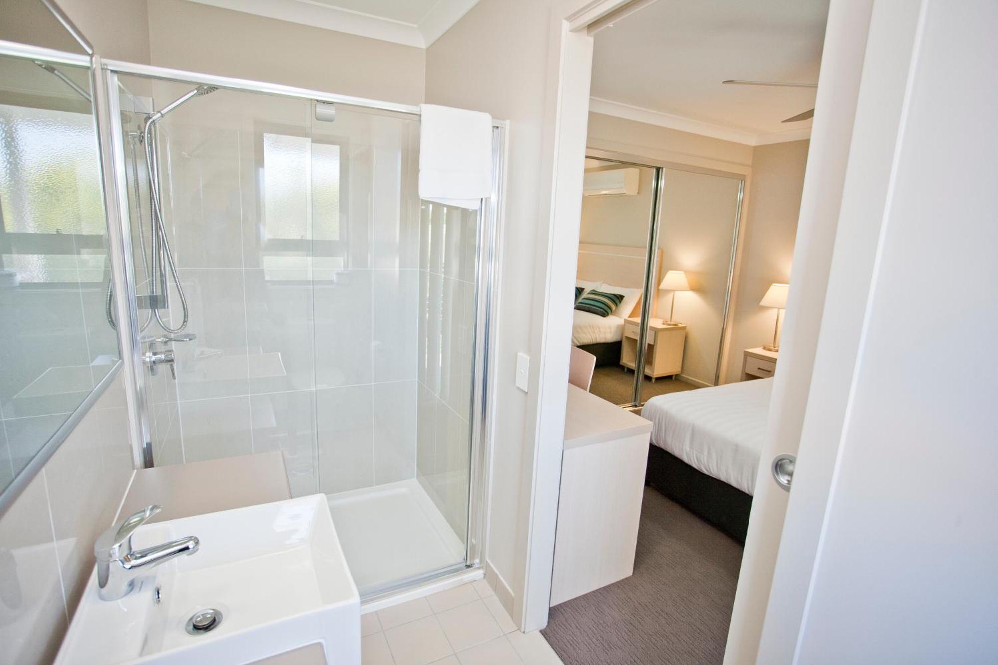 Stonewood Villas Chinchilla Bagian luar foto