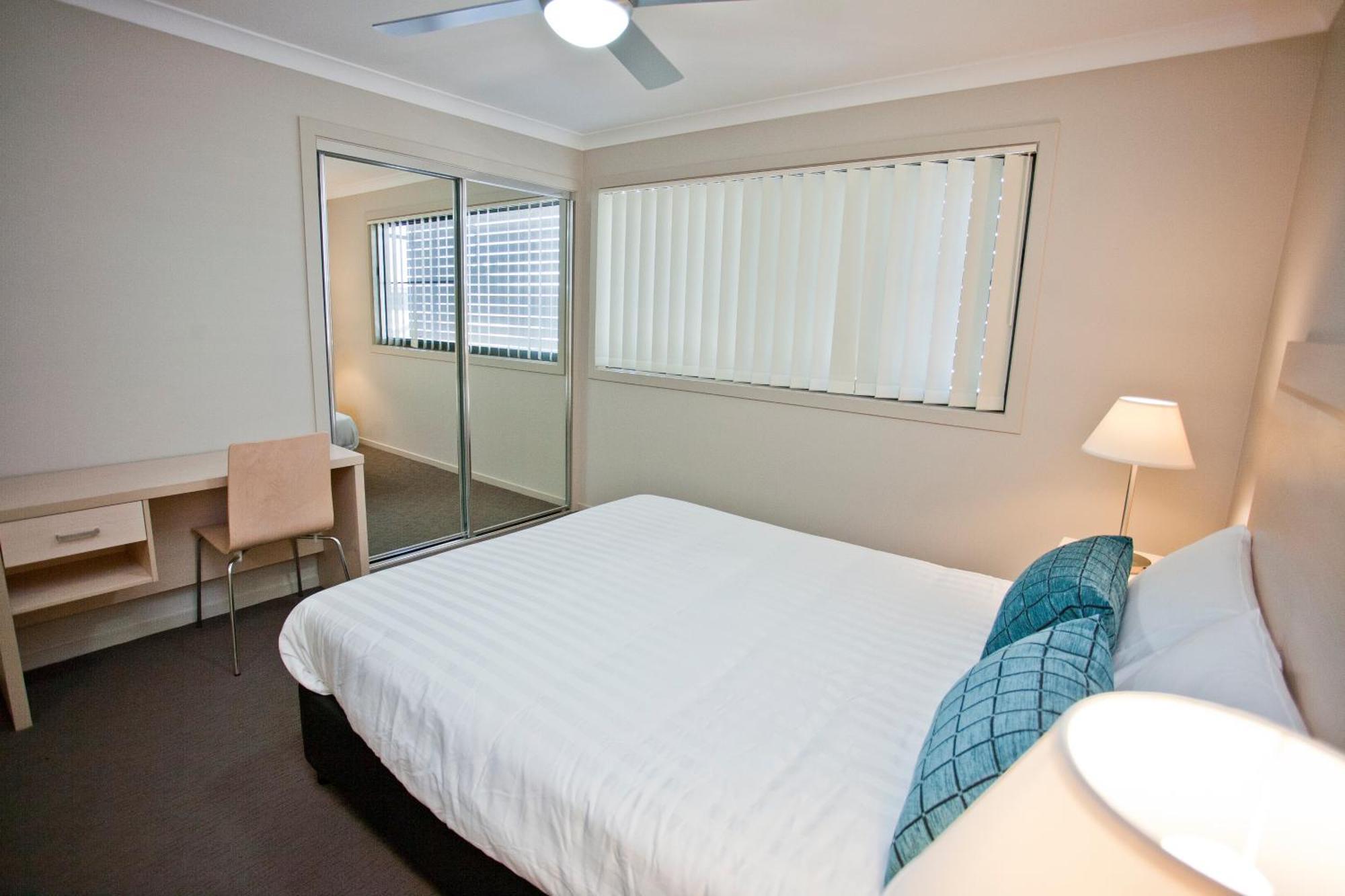 Stonewood Villas Chinchilla Bagian luar foto