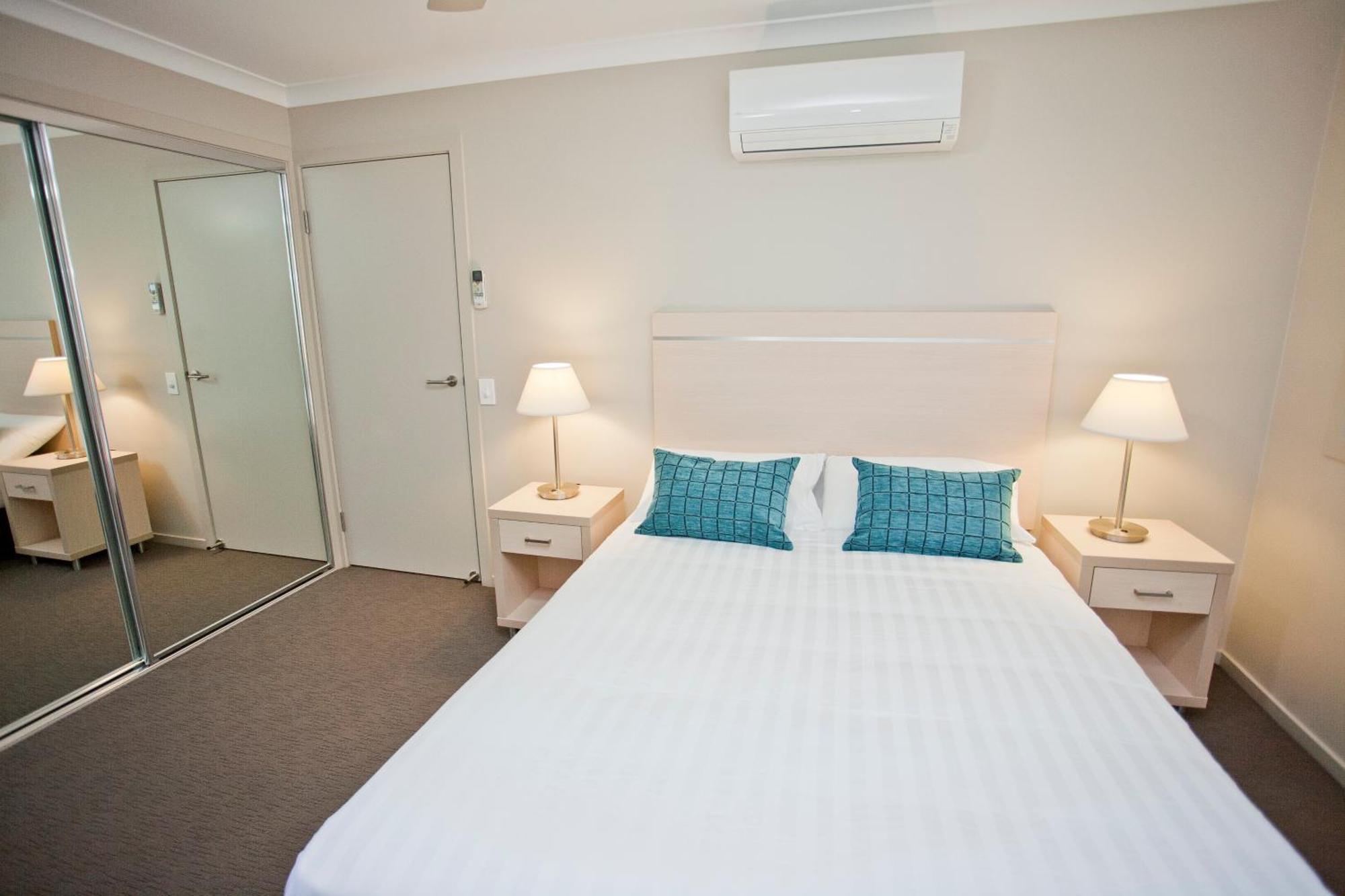 Stonewood Villas Chinchilla Bagian luar foto