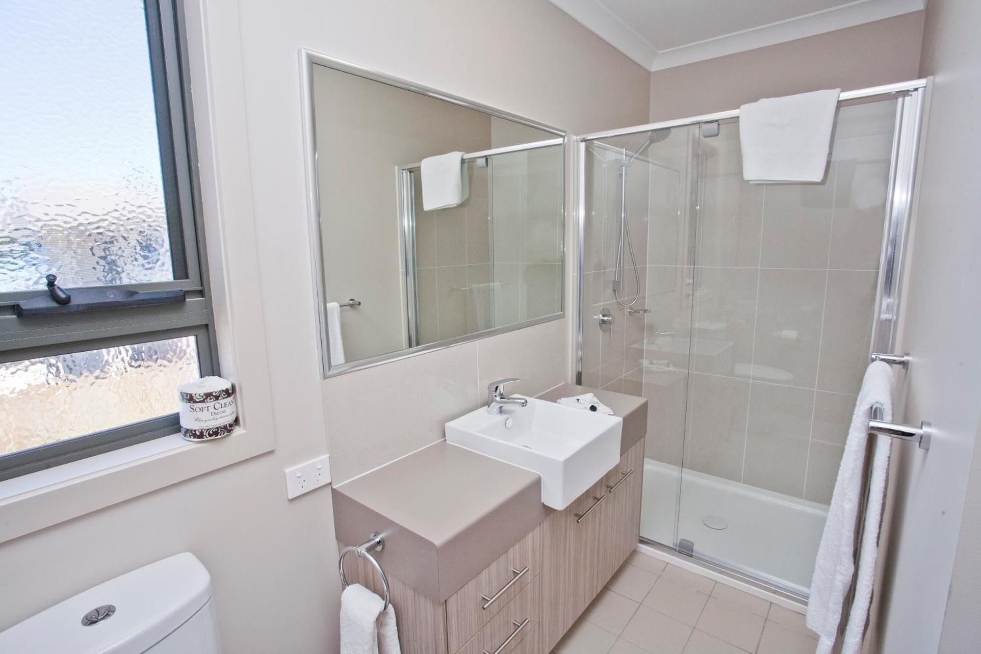 Stonewood Villas Chinchilla Bagian luar foto