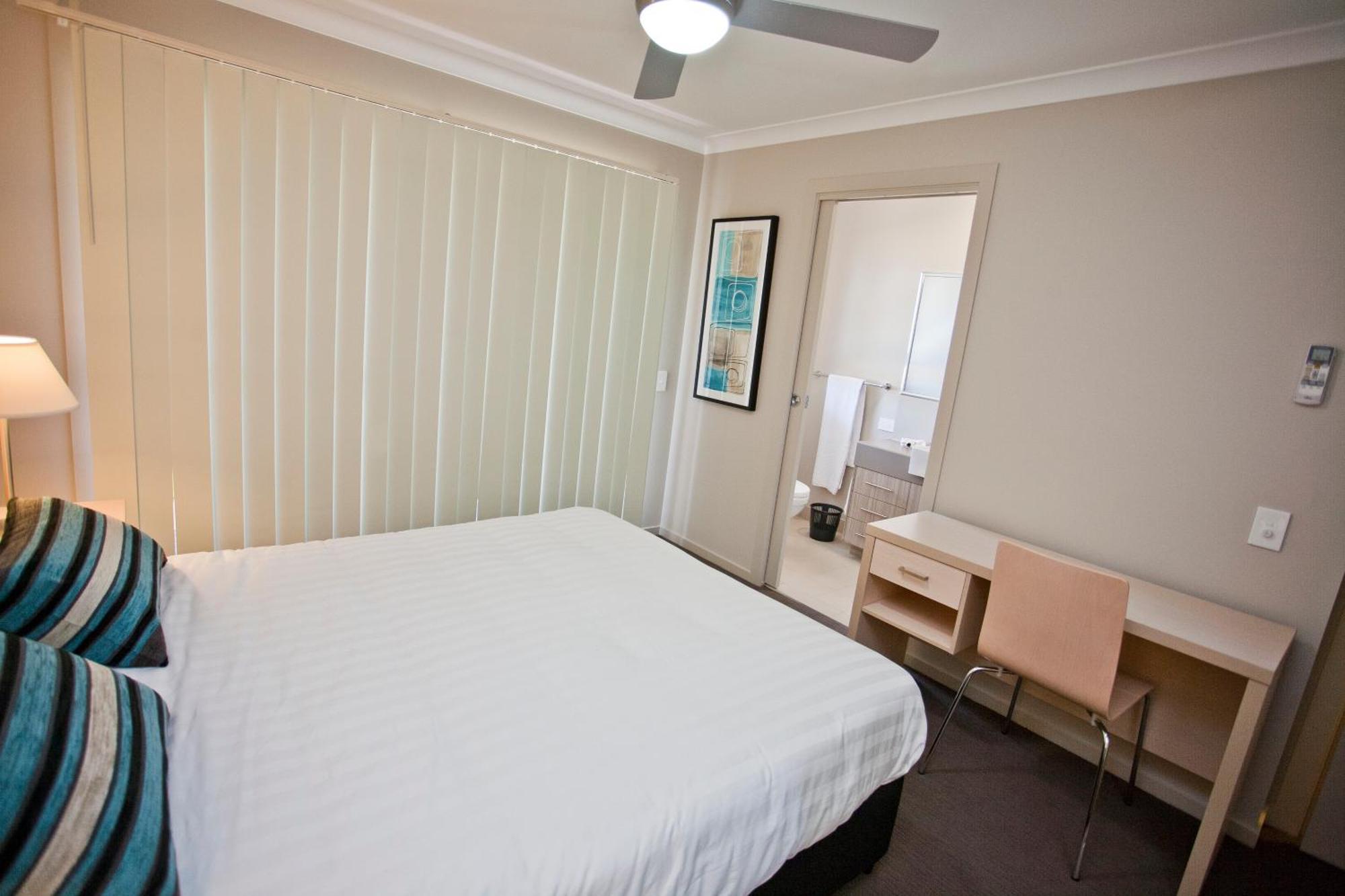 Stonewood Villas Chinchilla Bagian luar foto
