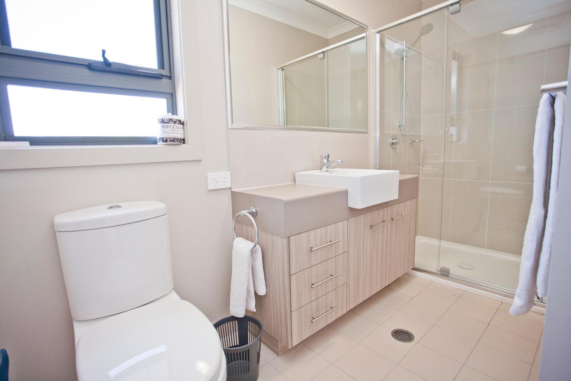 Stonewood Villas Chinchilla Bagian luar foto