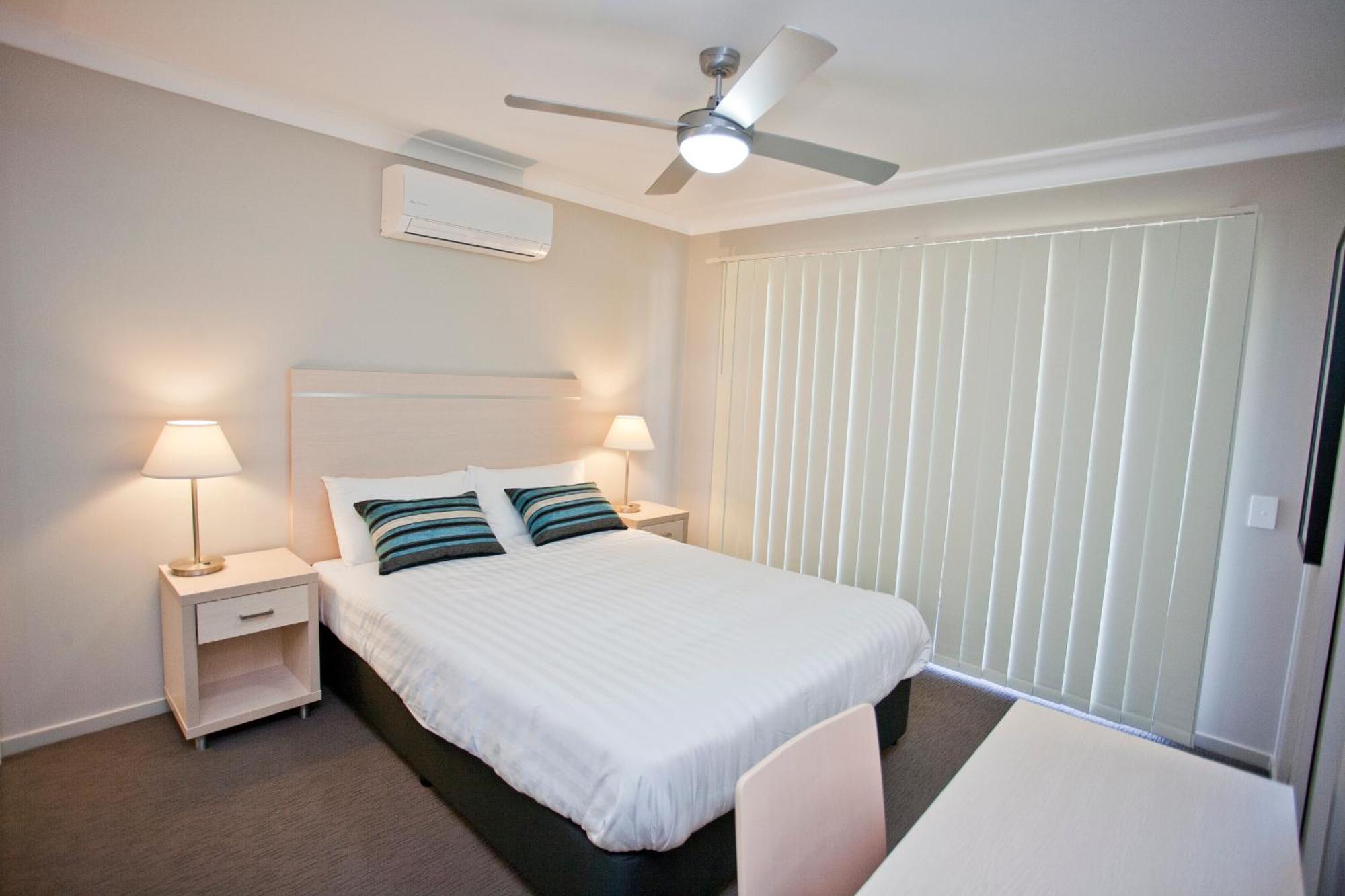 Stonewood Villas Chinchilla Bagian luar foto