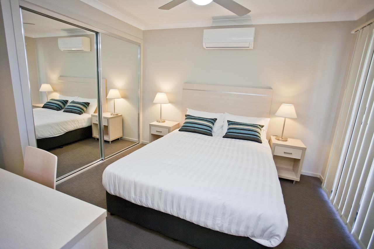 Stonewood Villas Chinchilla Bagian luar foto